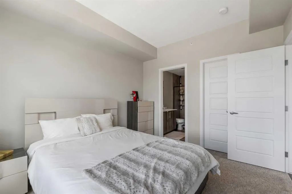 1605 17 Street SE, #302