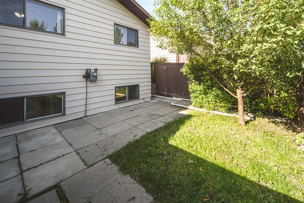 83 Edgeford Way NW