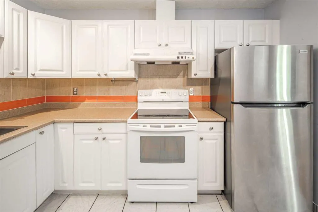 83 Edgeford Way NW
