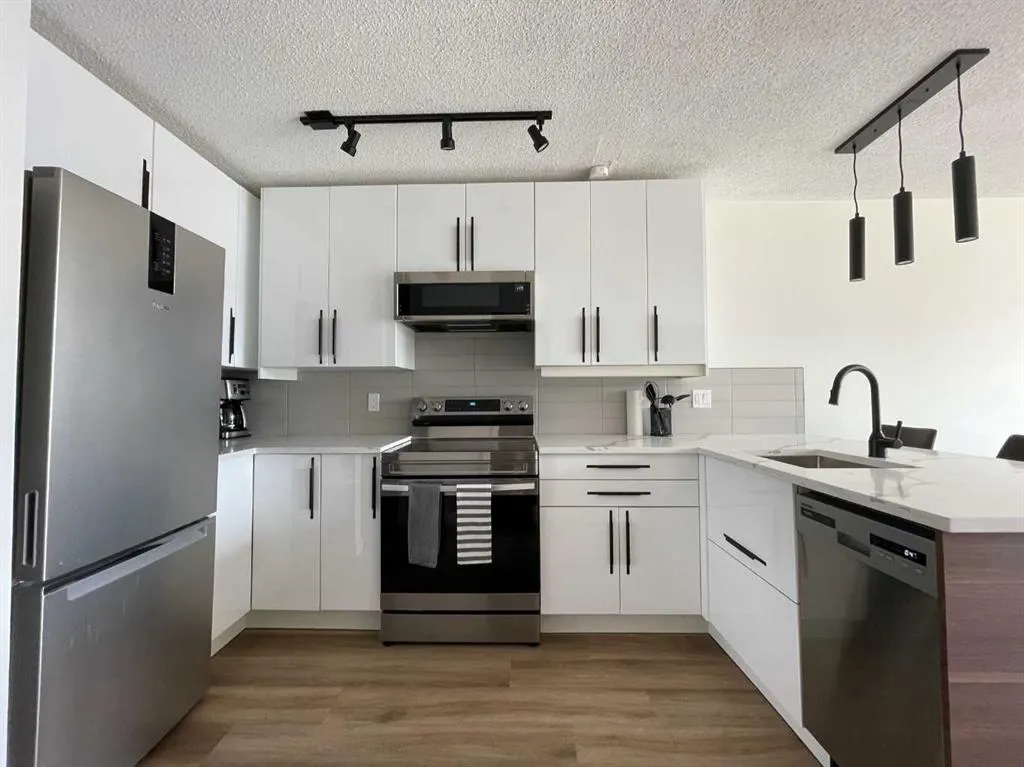 340 14 Avenue SW, #703