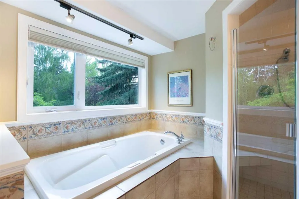 2 Varston Place NW