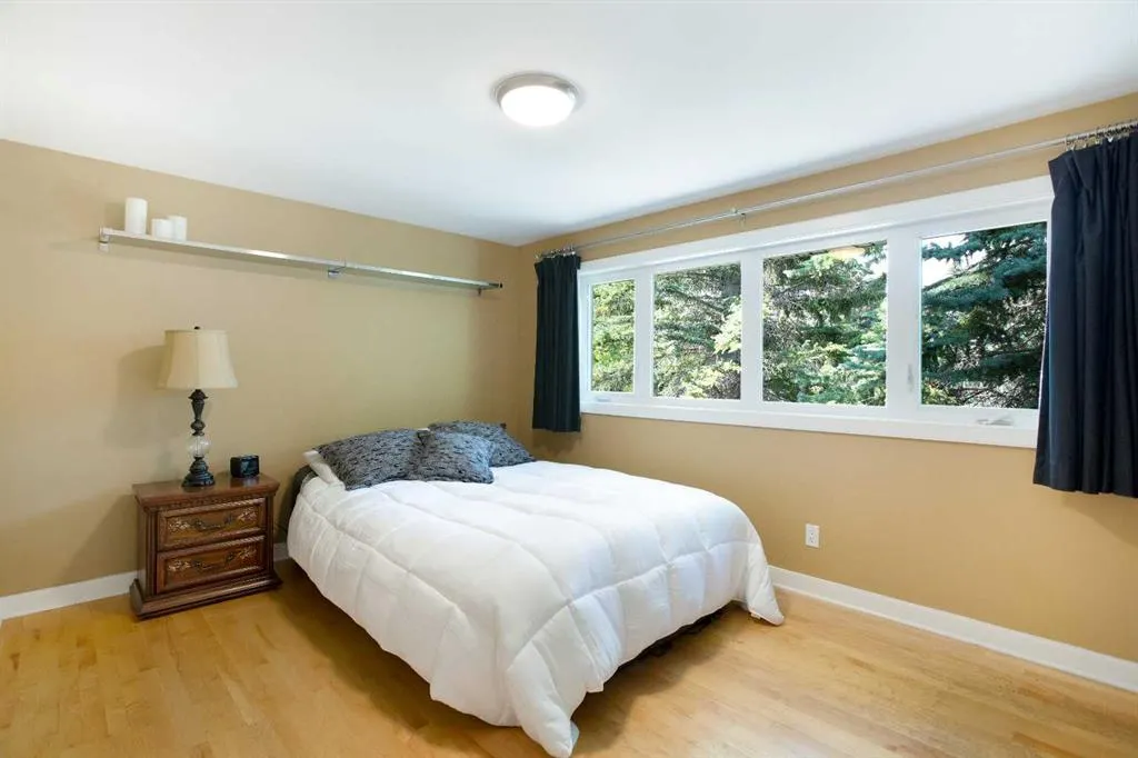 2 Varston Place NW