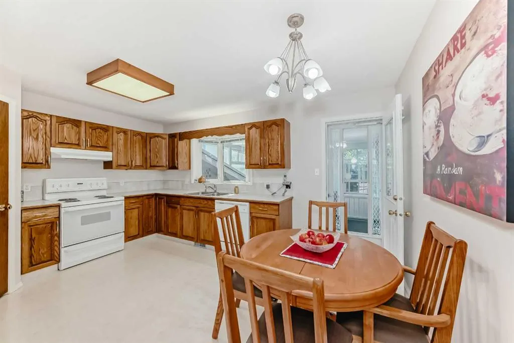 43 Staffordville Crescent N