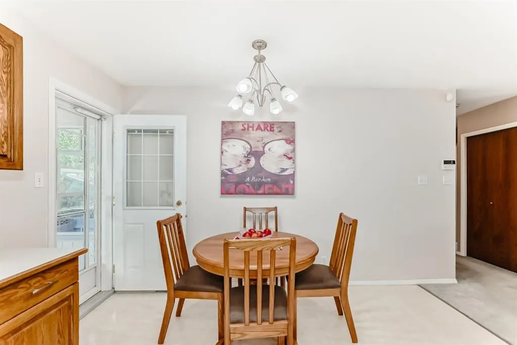 43 Staffordville Crescent N