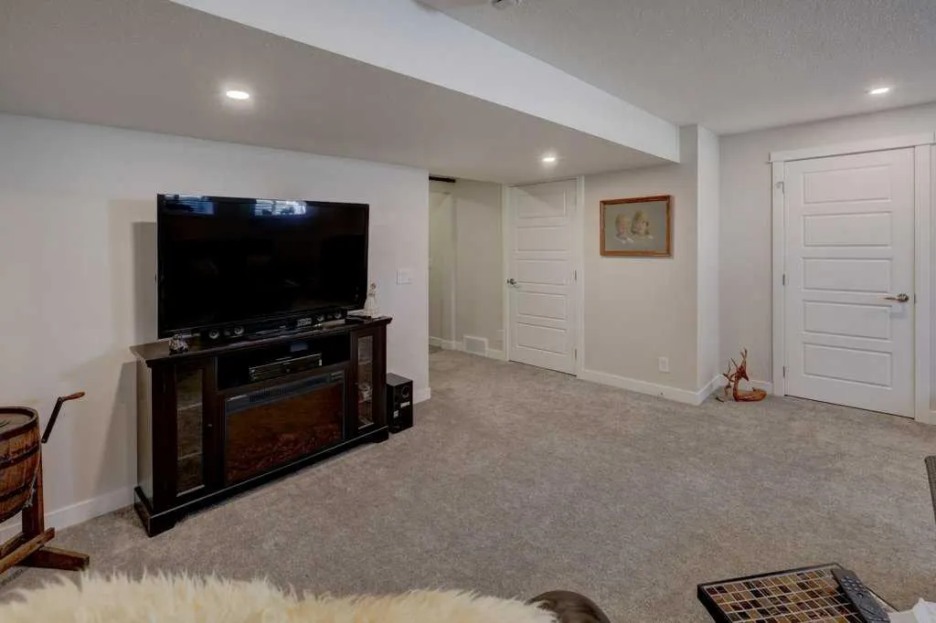 1001 8 Street NW, #3101