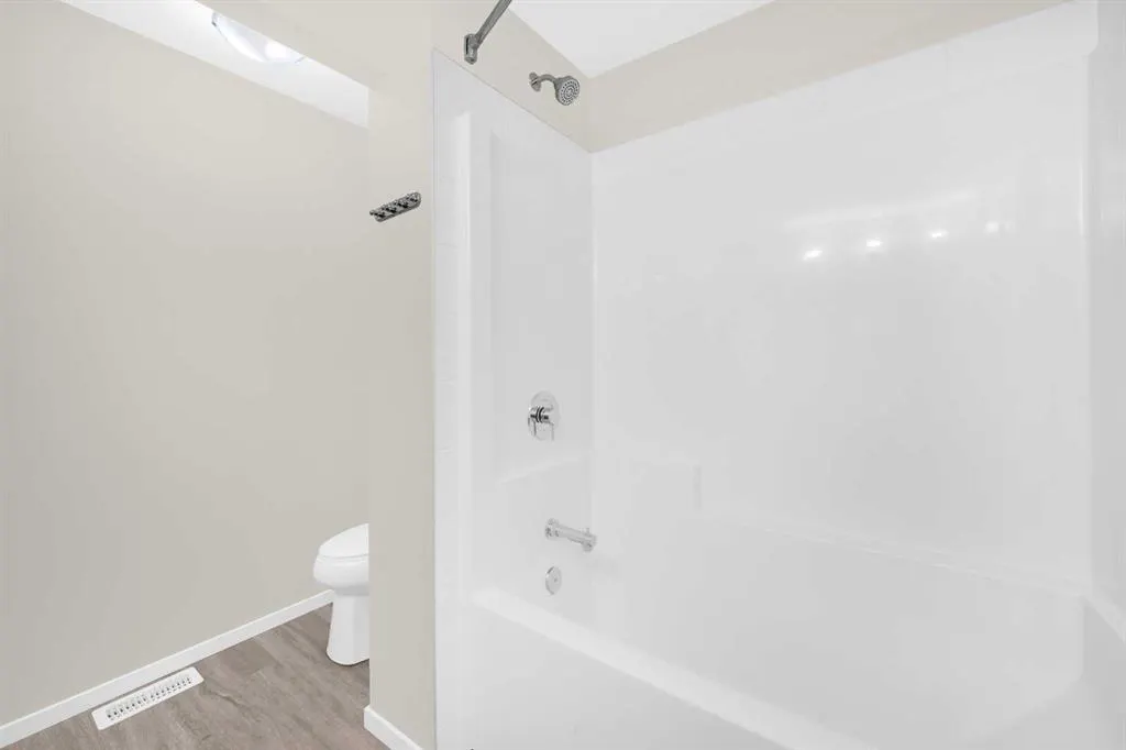 525 Redstone Walk NE, #203