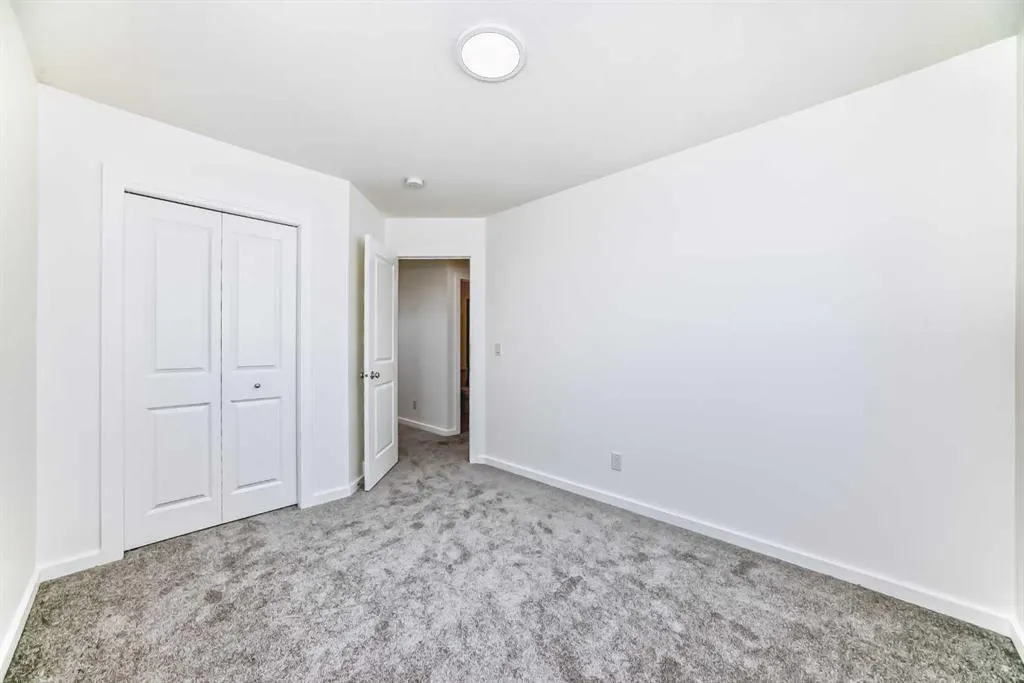 12 Starling Place NW