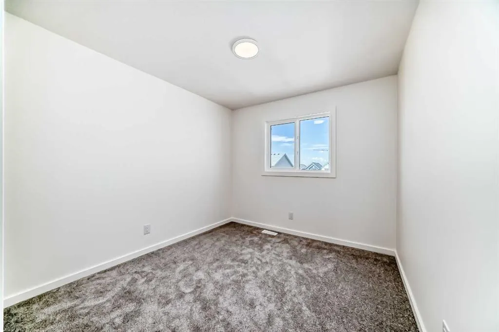 12 Starling Place NW