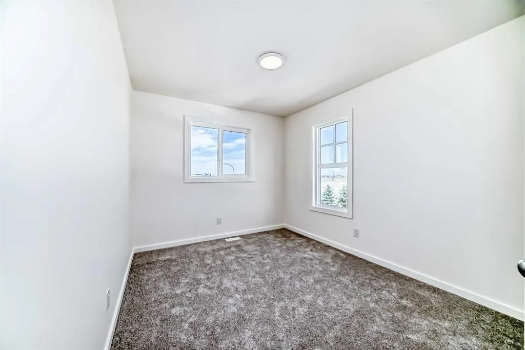 12 Starling Place NW