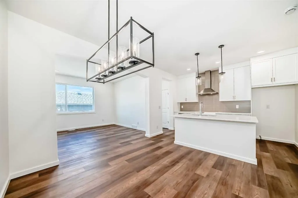 12 Starling Place NW