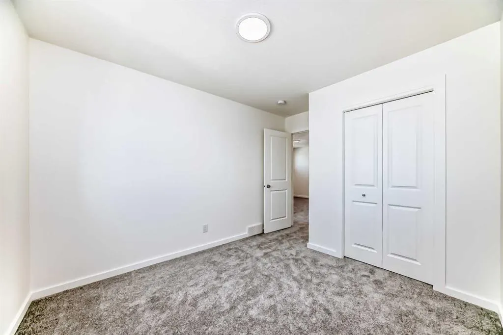 12 Starling Place NW