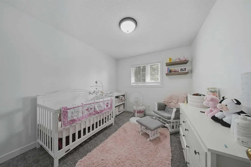 39 Denison Crescent