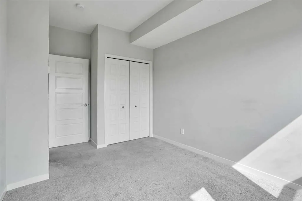 20 Seton Park SE, #203