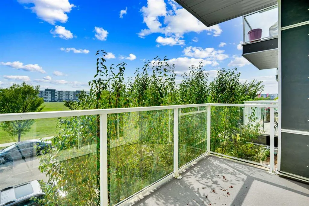 20 Seton Park SE, #203