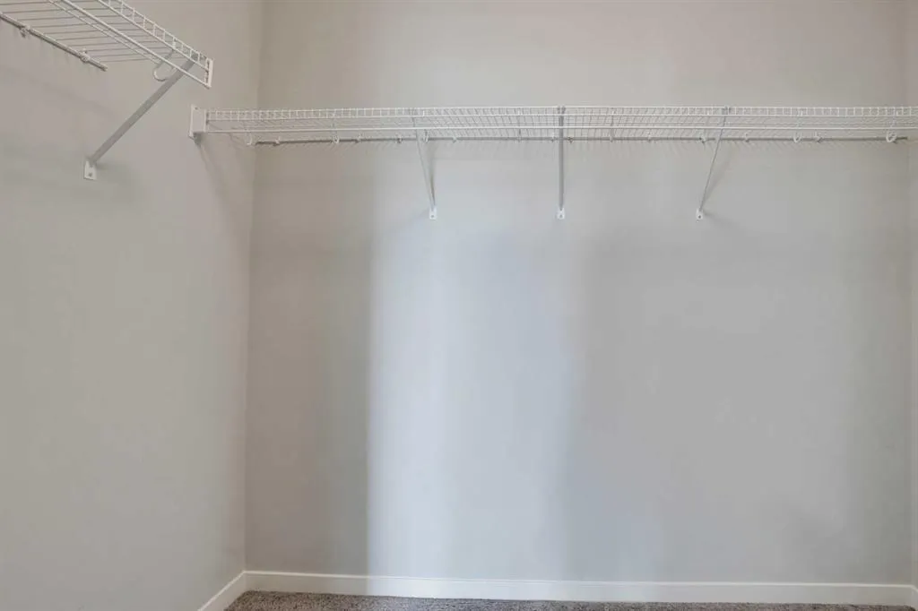 20 Seton Park SE, #203