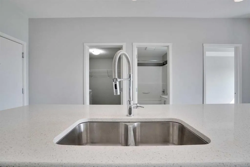 20 Seton Park SE, #203