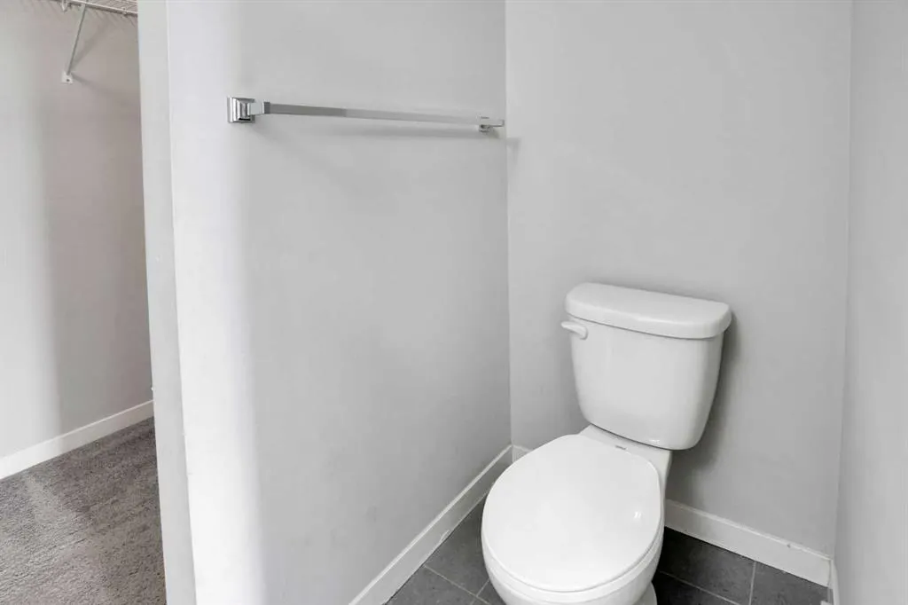 20 Seton Park SE, #203