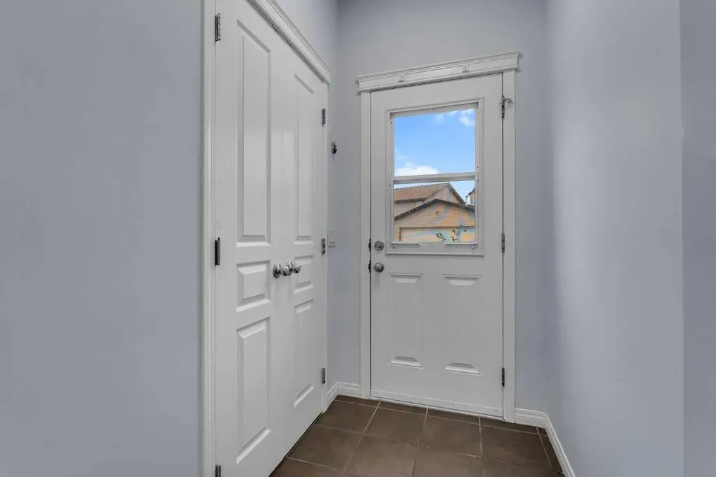 20 Copperpond Grove SE