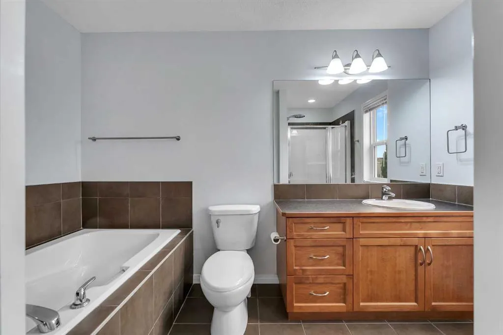 20 Copperpond Grove SE