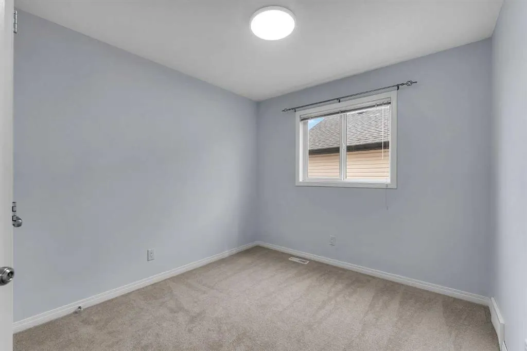 20 Copperpond Grove SE