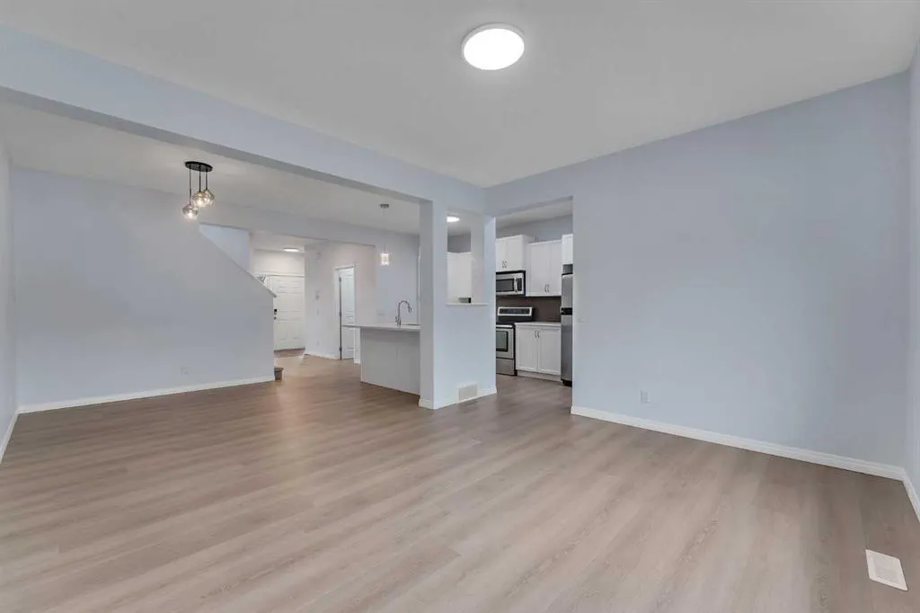 20 Copperpond Grove SE