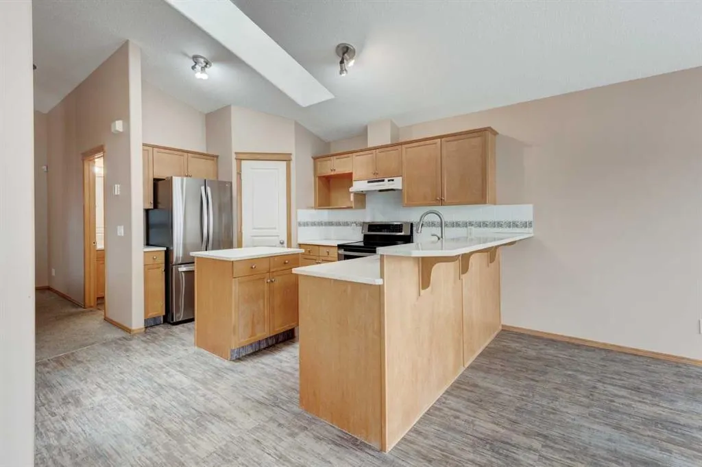 90 West Springs Way SW