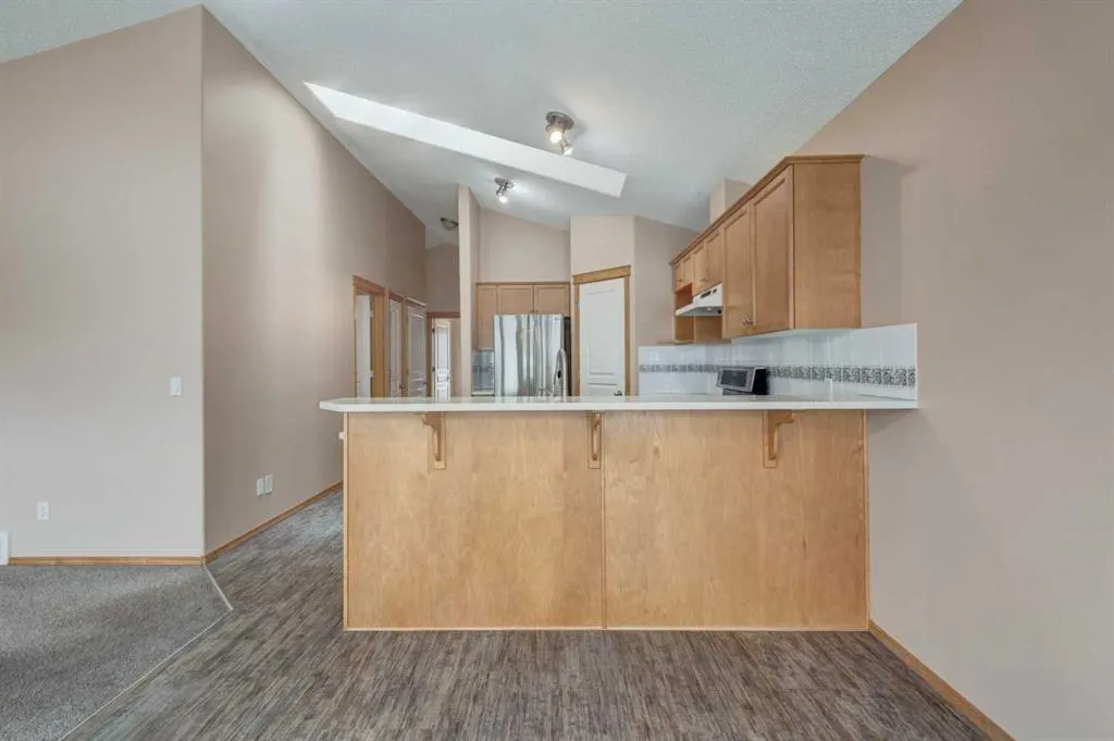 90 West Springs Way SW