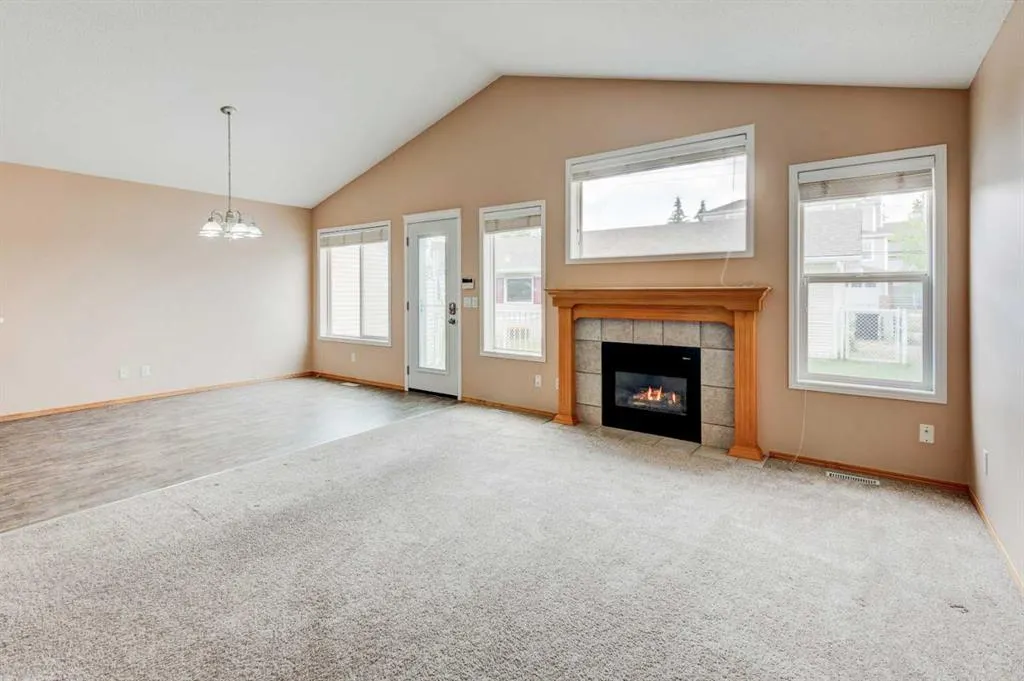 90 West Springs Way SW