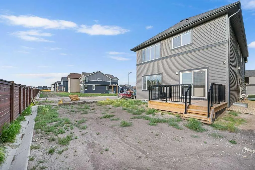 1206 Chinook Winds Circle SW