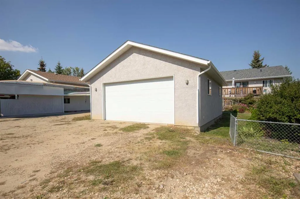 86 Hathaway Lane