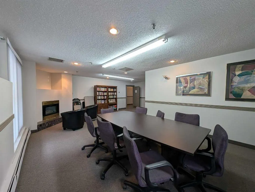 525 56 Avenue SW, #114