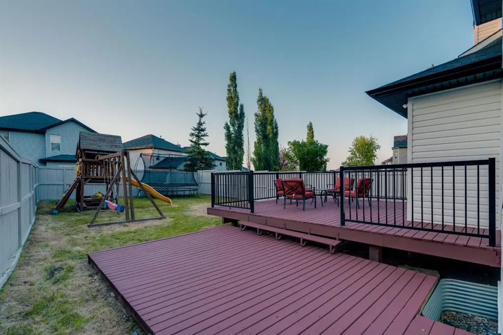 151 Kincora Drive NW