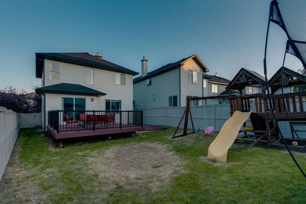 151 Kincora Drive NW