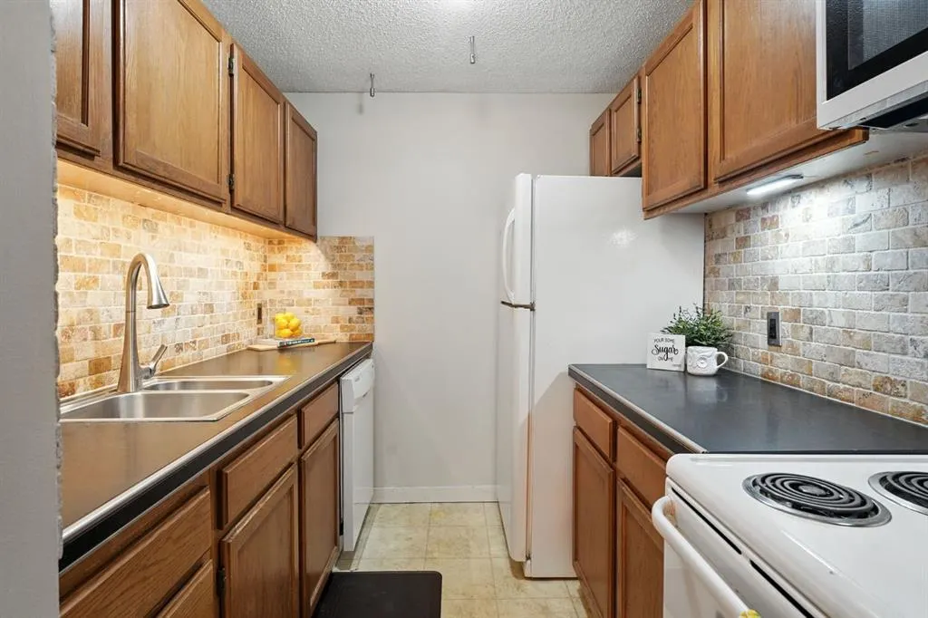 924 14 Avenue SW, #1408