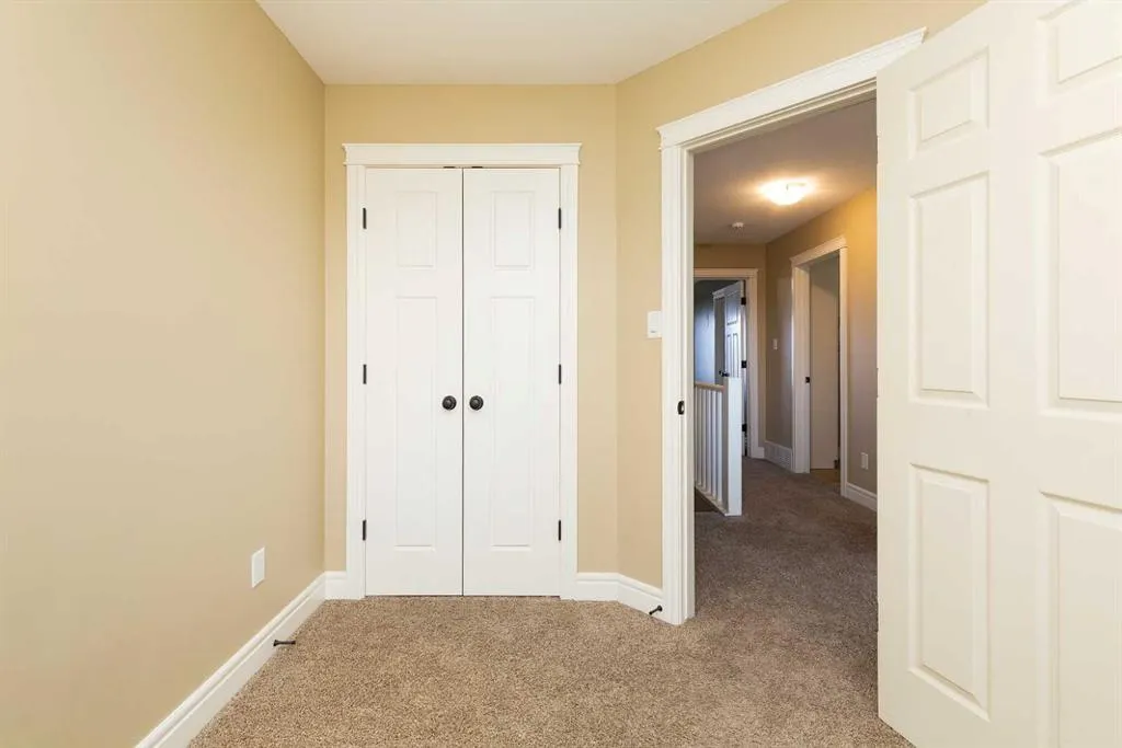 837 Mt Sundance Manor W