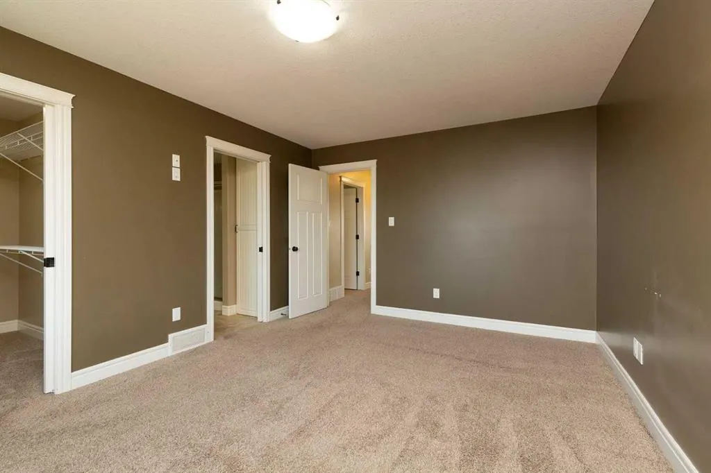 837 Mt Sundance Manor W