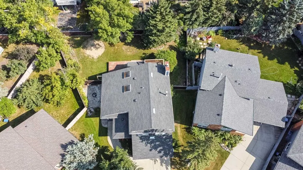 12 Deerbrook Bay SE
