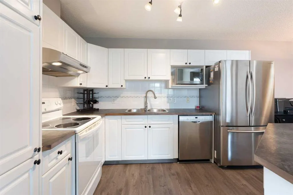 39 Hidden Creek Place NW, #605