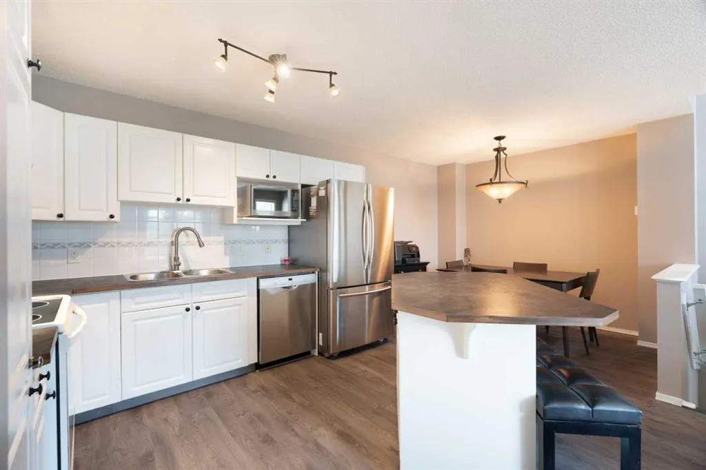 39 Hidden Creek Place NW, #605