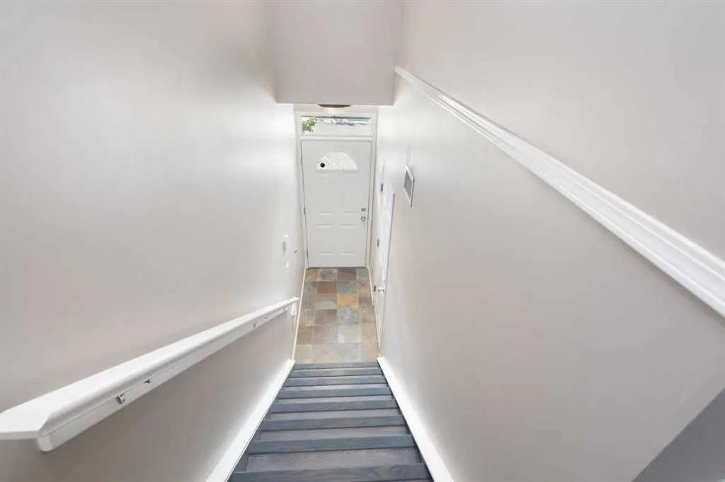 39 Hidden Creek Place NW, #605
