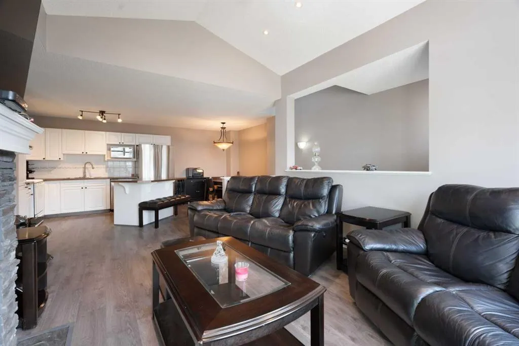 39 Hidden Creek Place NW, #605