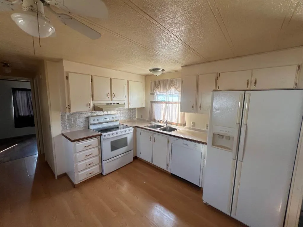 7050 Gray Drive, #1028