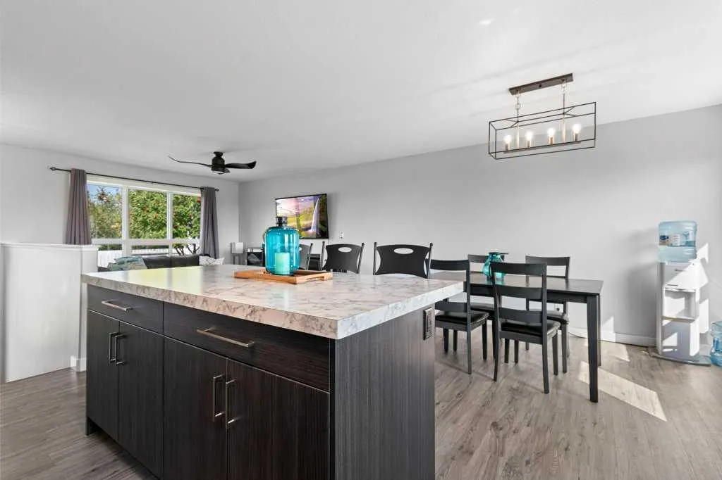 50 Sunnyside Crescent