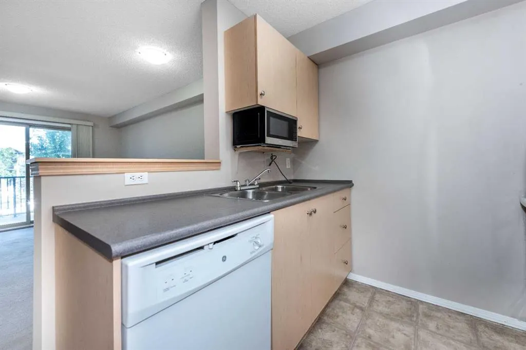 8 Bridlecrest Drive SW, #1226