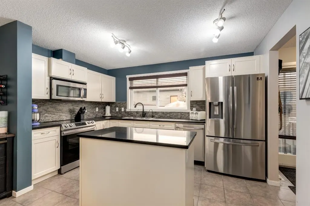 204 Walden Drive SE