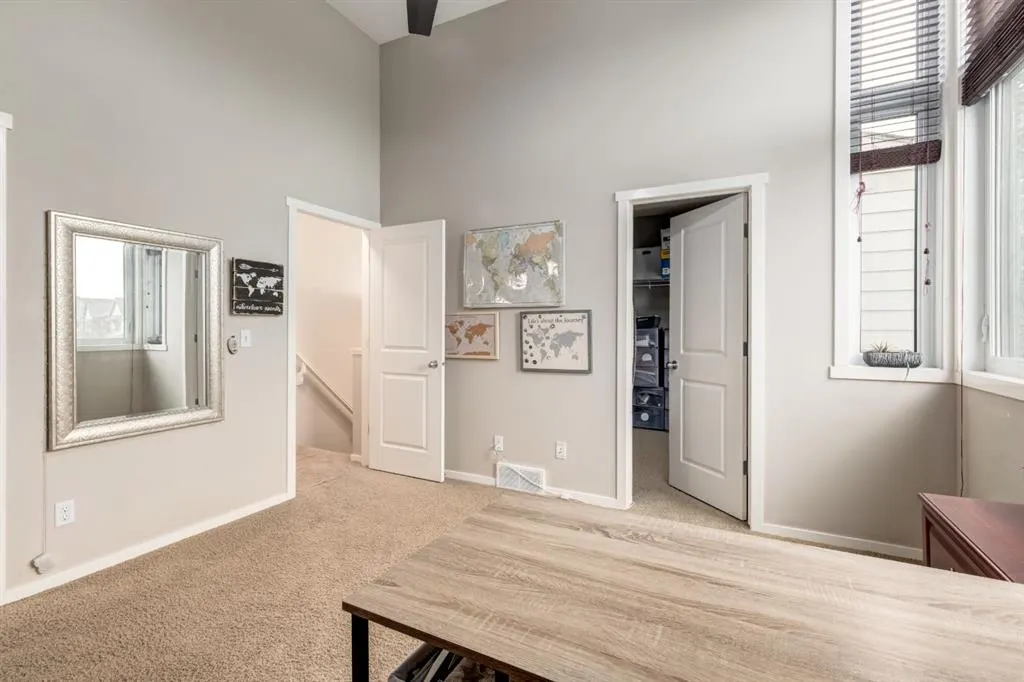 204 Walden Drive SE