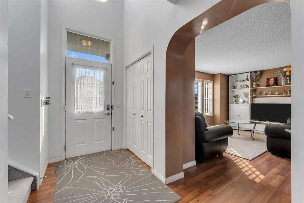 42 Martha's Haven Manor NE