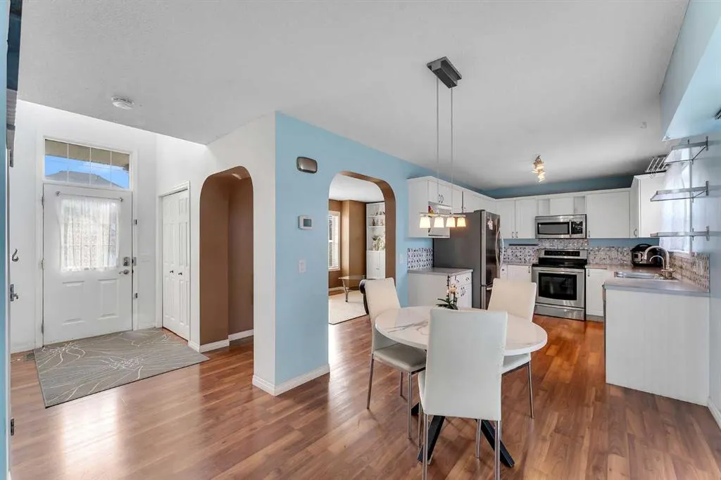 42 Martha's Haven Manor NE