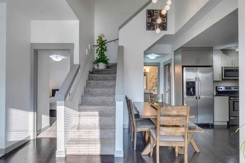 43 West Coach Manor SW, #2