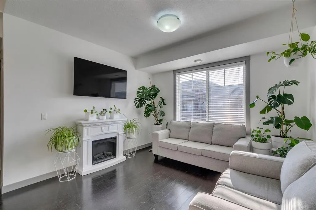 43 West Coach Manor SW, #2
